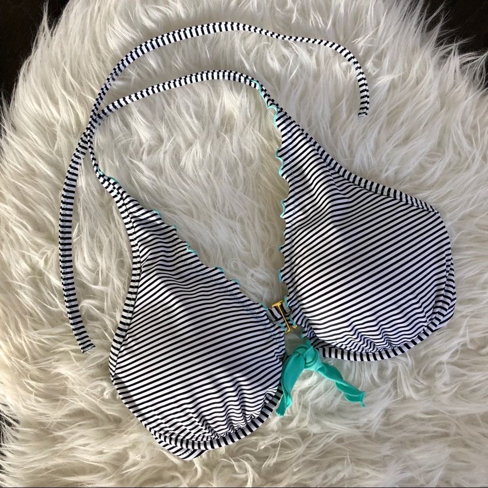 Victoria’s Secret Underwire Triangle Bikini Top